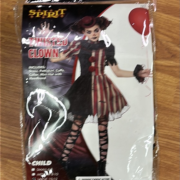 Brand new Spirit Twisted Clown Halloween Costume - Picture 2 of 2